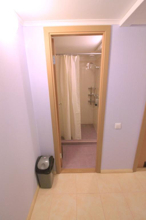 Amigo Hotel Рига Экстерьер фото